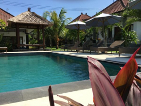 Гостиница Bingin Family Bungalow  Kuta